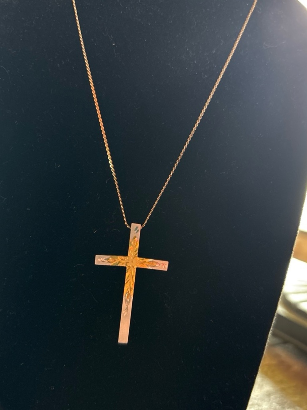 12k Gold Filled Cross Pendant Necklace - Elegant Floral Engraving